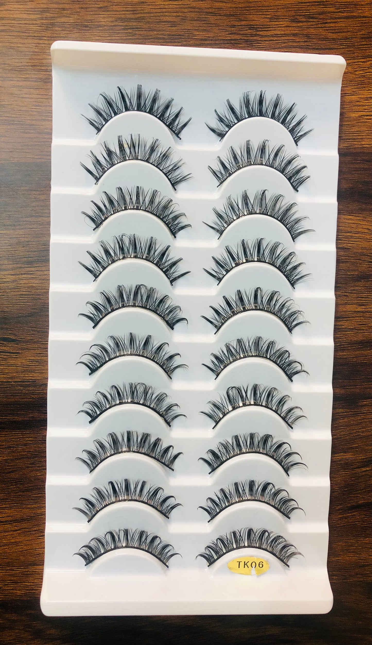 Eyelashes, Style TK06, Premium and Natural Eyelashes (Curved)