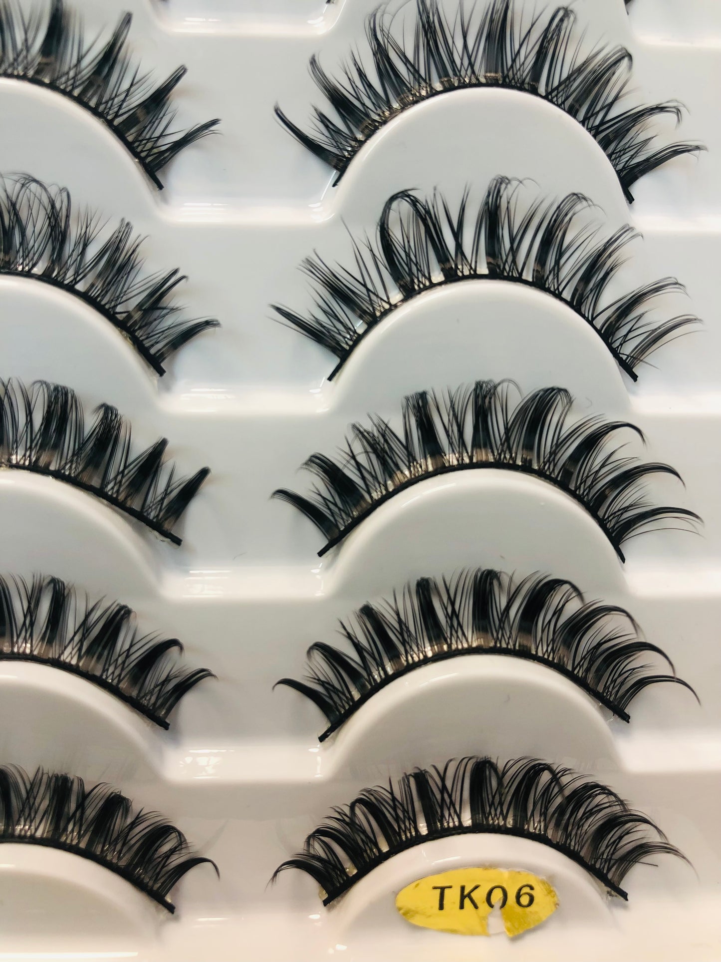 Eyelashes, Style TK06, Premium and Natural Eyelashes (Curved)